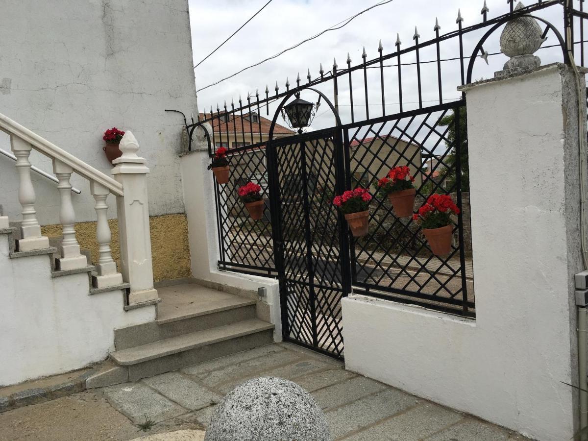Villa Entre Encinas Moralina Luaran gambar
